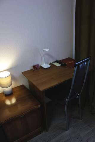 Гостиница Комфорт Липецк Номер стандарт с 1 двуспальной кроватью-6