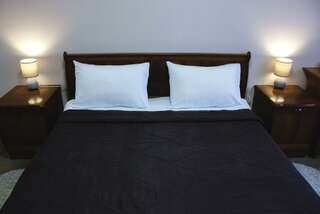 Гостиница Комфорт Липецк Номер стандарт с 1 двуспальной кроватью-1