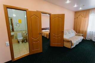 Гостиница Комфорт Липецк Двухкомнатный Люкс "Люкс"-4