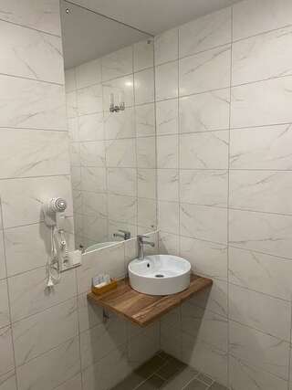 Гостиница Комфорт Липецк 2-местный номер стандарт улучшенный-2